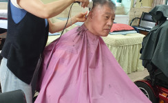 관내 이·미용서비스 진행